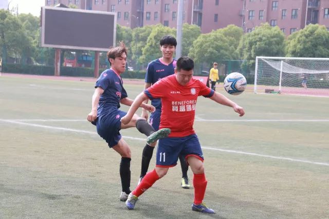 王博：深圳人员不齐整 依然非常拼 他们对胜利的渴望非常强